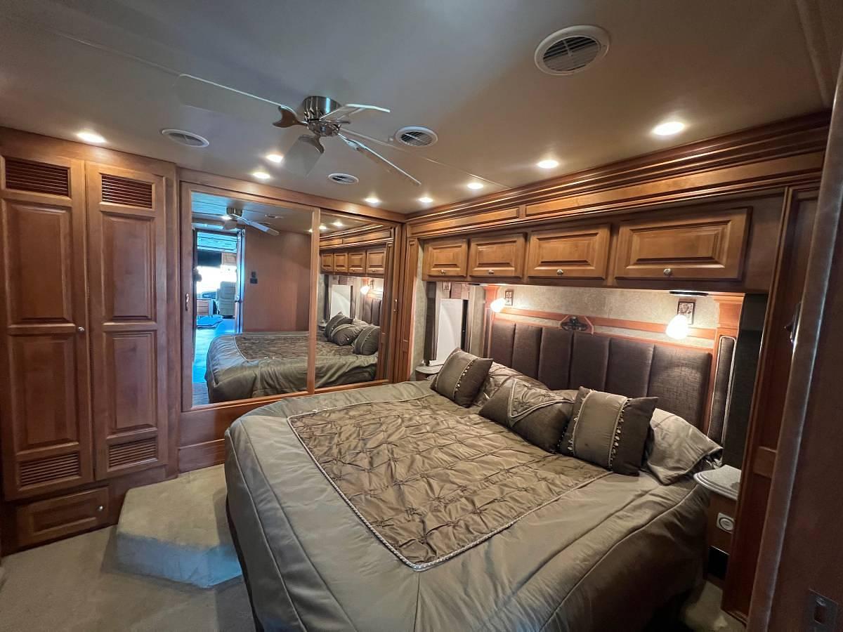 Used 2010 Tiffin Phaeton 40QTH