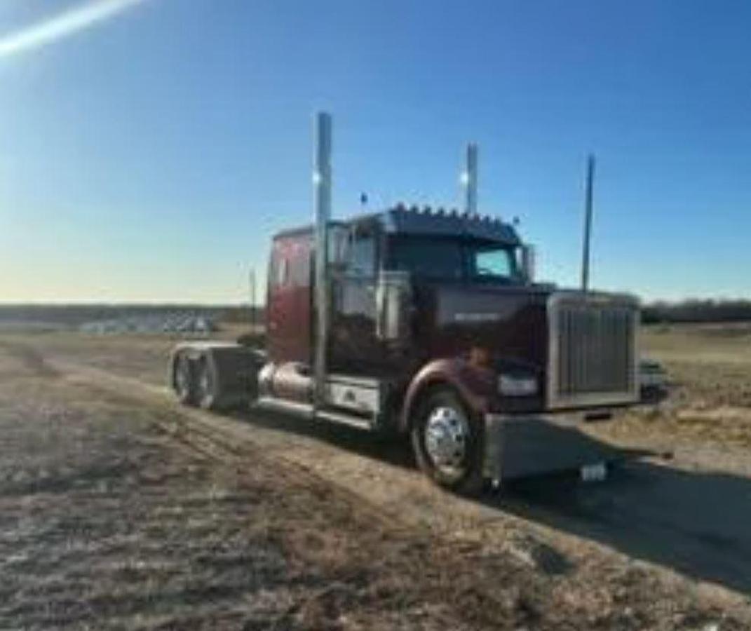 Used 2014 Western Star 4900EX Sleeper Semi Truck