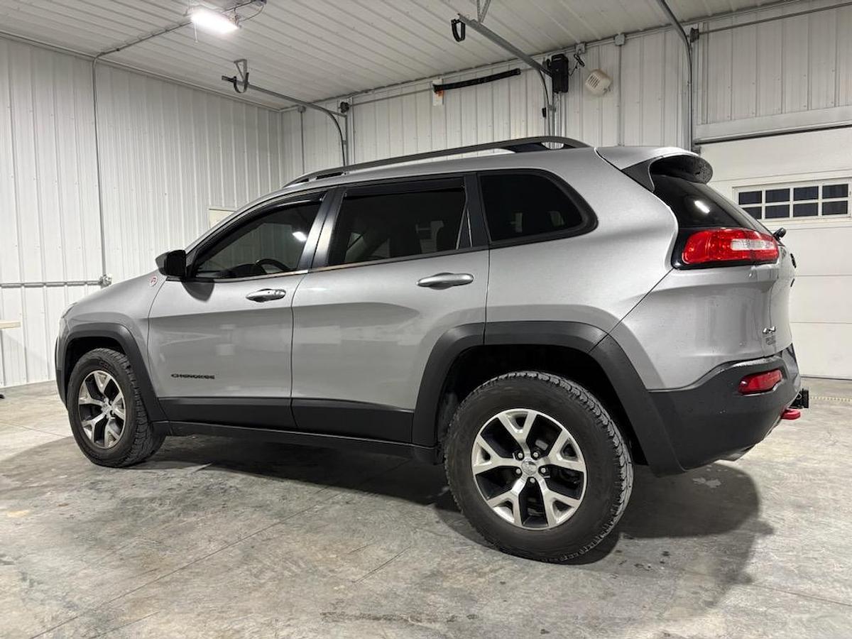 Used 2015 Jeep Cherokee Trailhawk