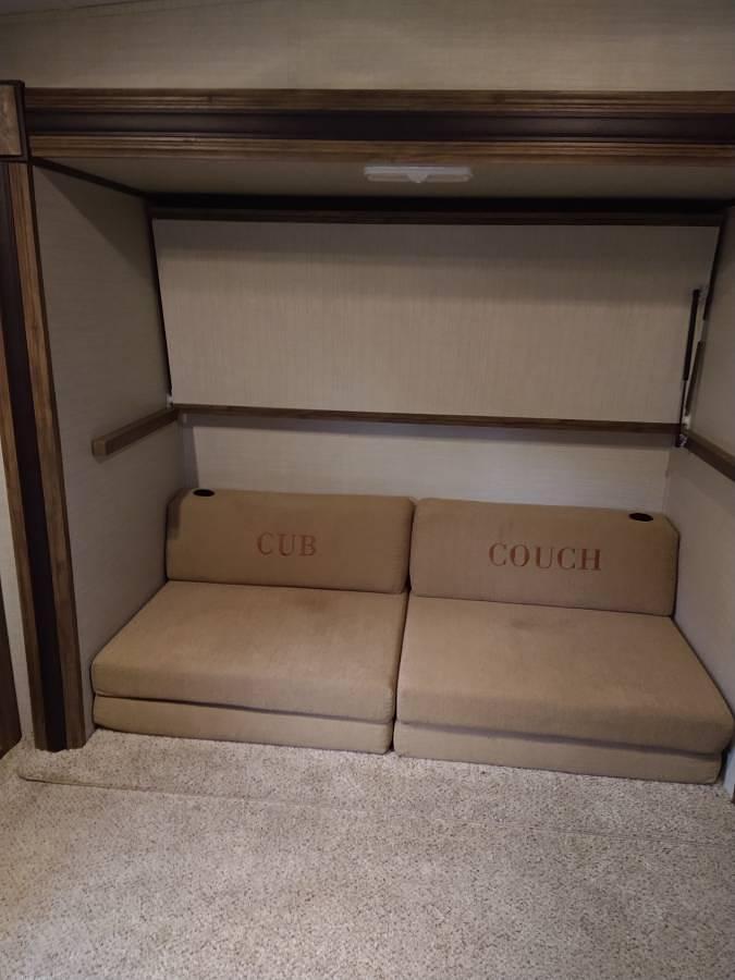 Used 2016 Keystone Cougar 29ROB