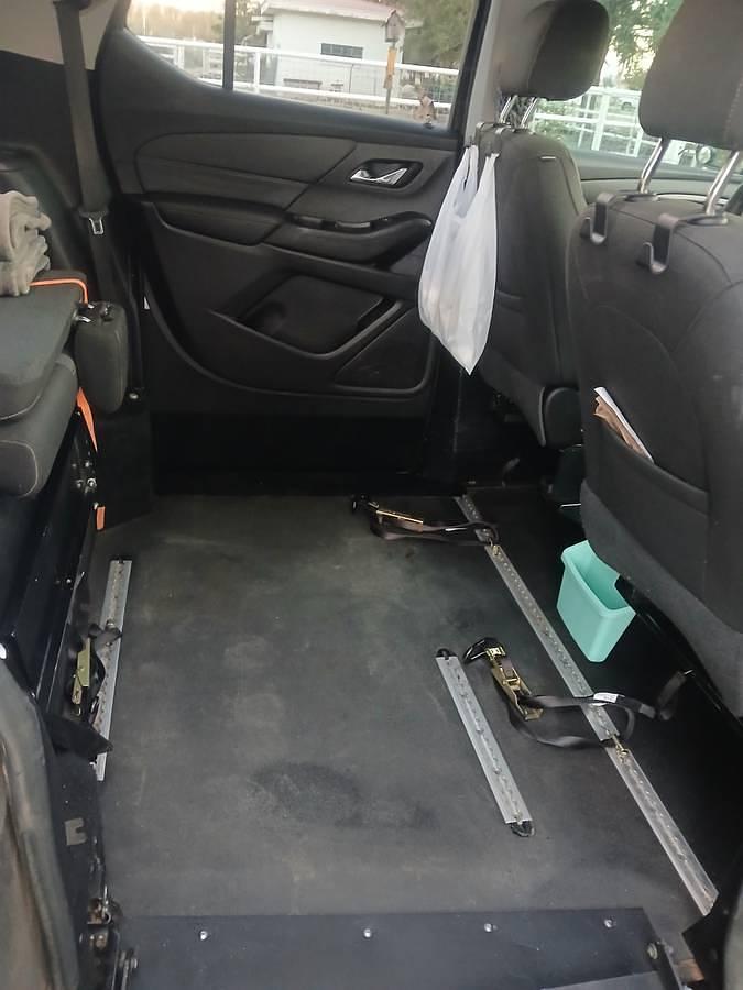 Used 2018 Chevrolet Traverse Handicap Accessible