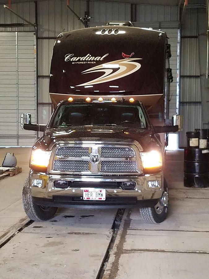 Used 2015 Forest River Cardinal 3450RL