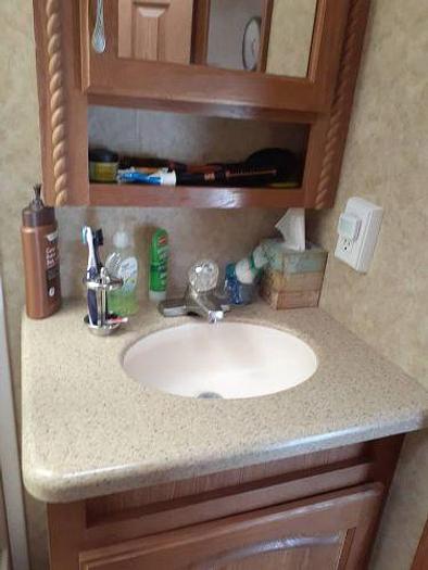 Used 2009 Crossroads Seville 38ft 5th Wheel