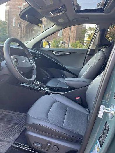 Used 2023 Kia Niro EV Wave