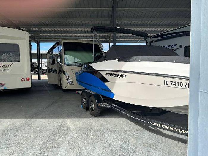 Used 2022 StarCraft SVX210 Deck Boat