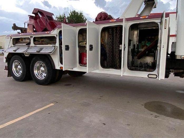 Used 2006 Peterbilt 378 Wrecker Tow Truck