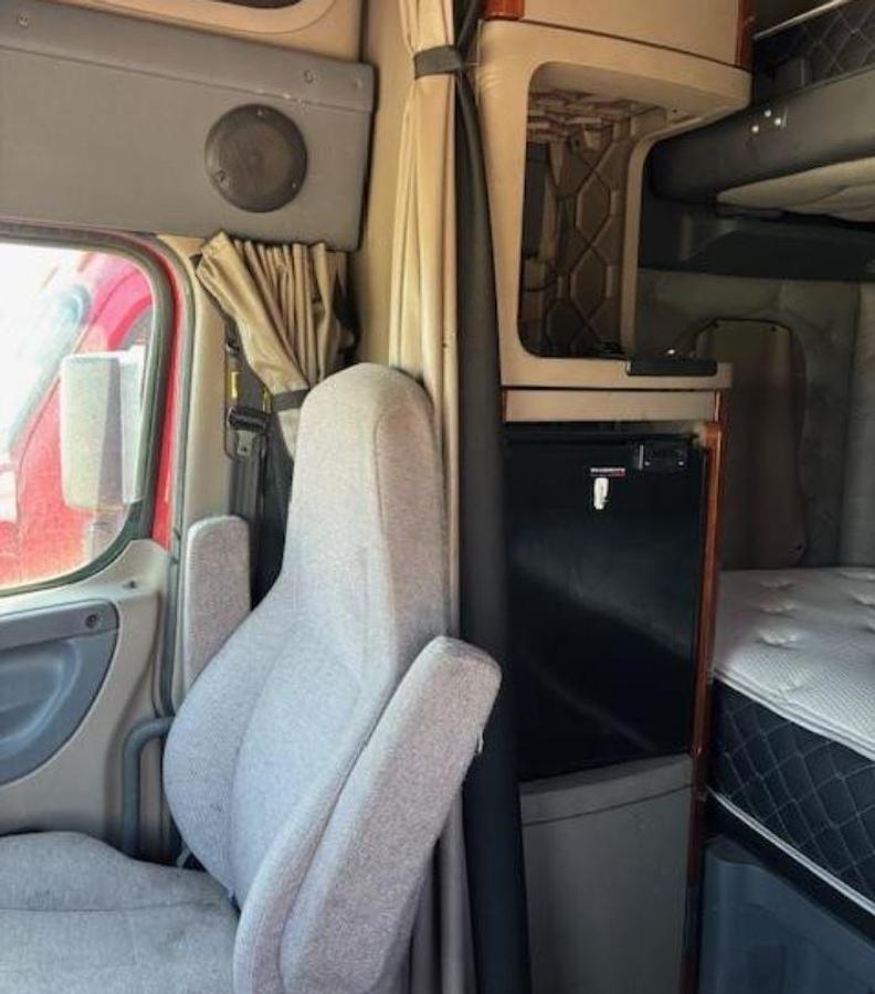 Used 2017 Freightliner Cascadia 125 Evolution