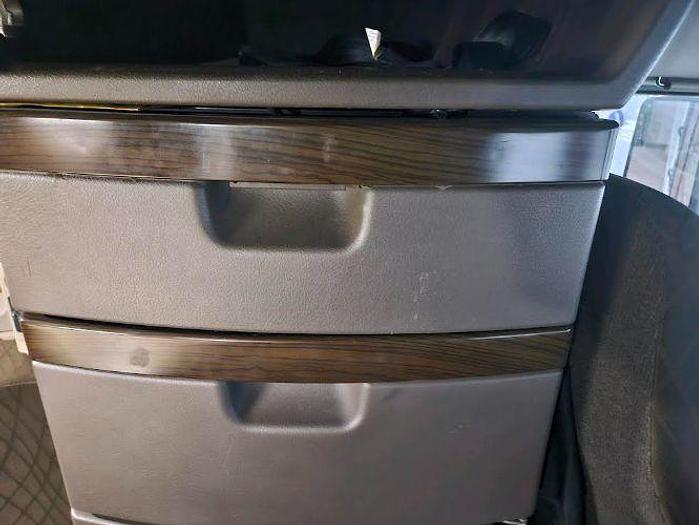 Used 2018 Volvo VNL42780