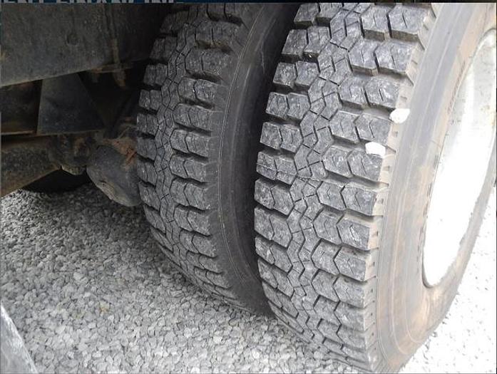 Used 1992 Ford L9000 With Mounted On 1992 IMT 13034 Knuckle Boom Crane