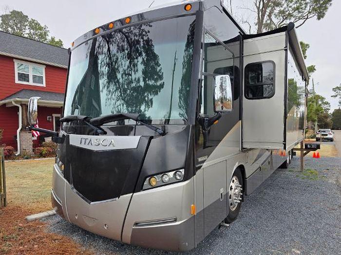Used 2016 Winnebago Itasca Meridian 42E