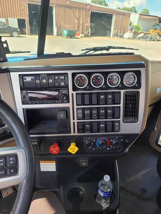 Used 2024 Mack P164T Day Cab