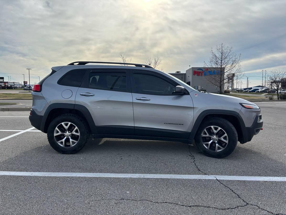 Used 2015 Jeep Cherokee Trailhawk