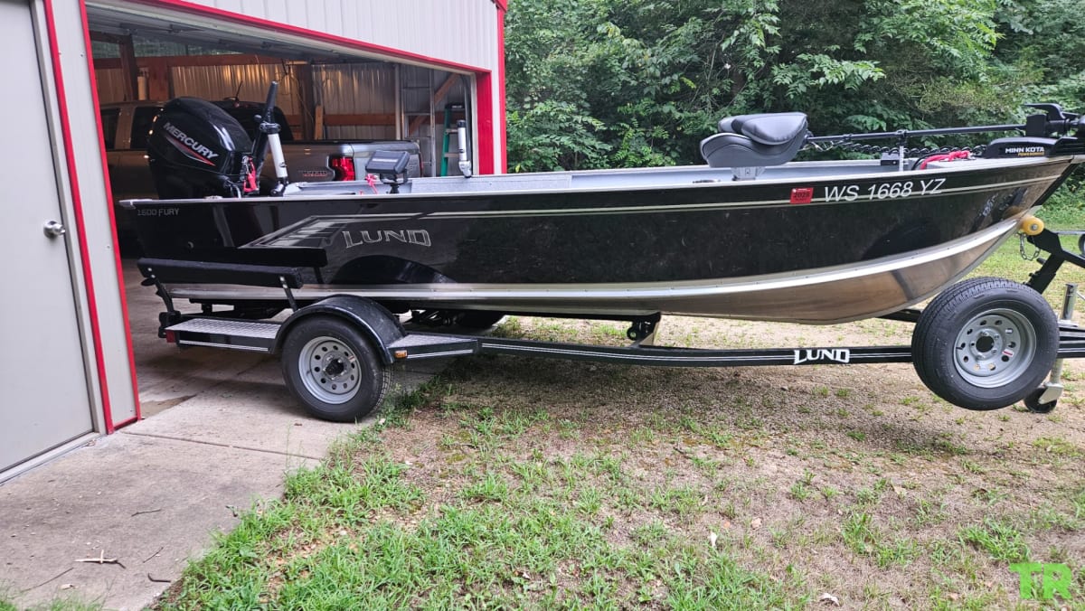 Used 2025 Lund Fury 1600 Fishing Boat w/ 40 HP Mercury