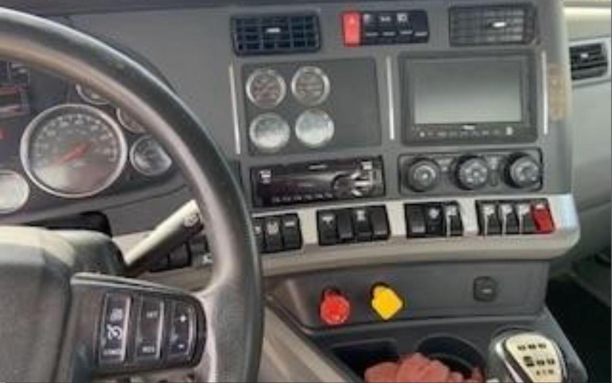 Used 2020 Kenworth T880