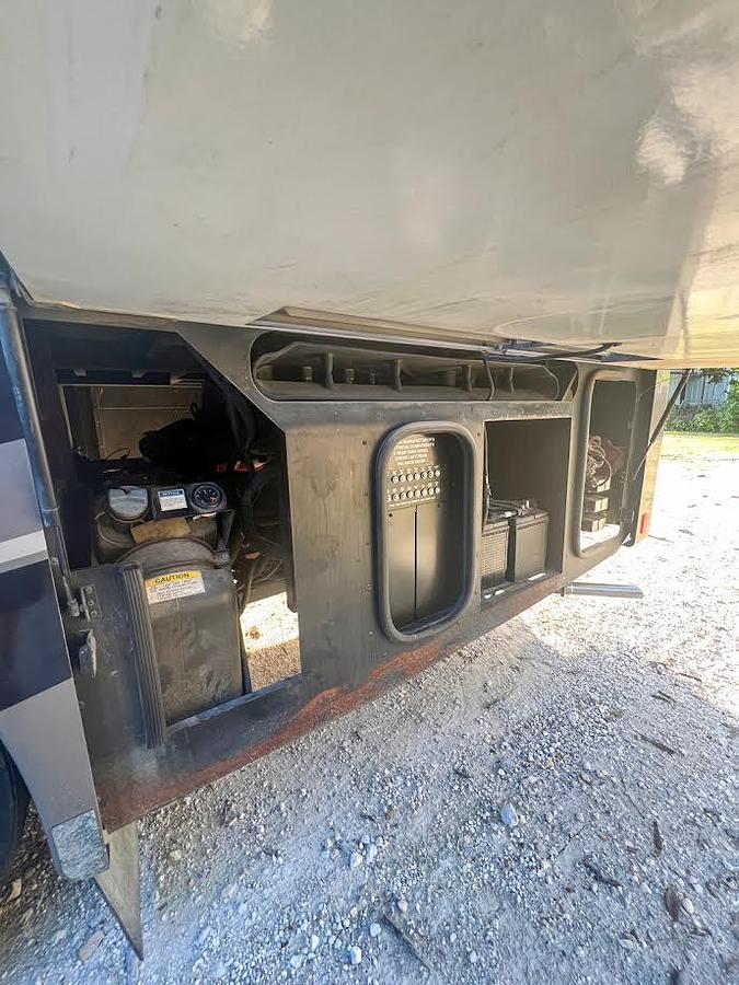 Used 2014 Itasca Meridian 42GQ Class A Motorhome