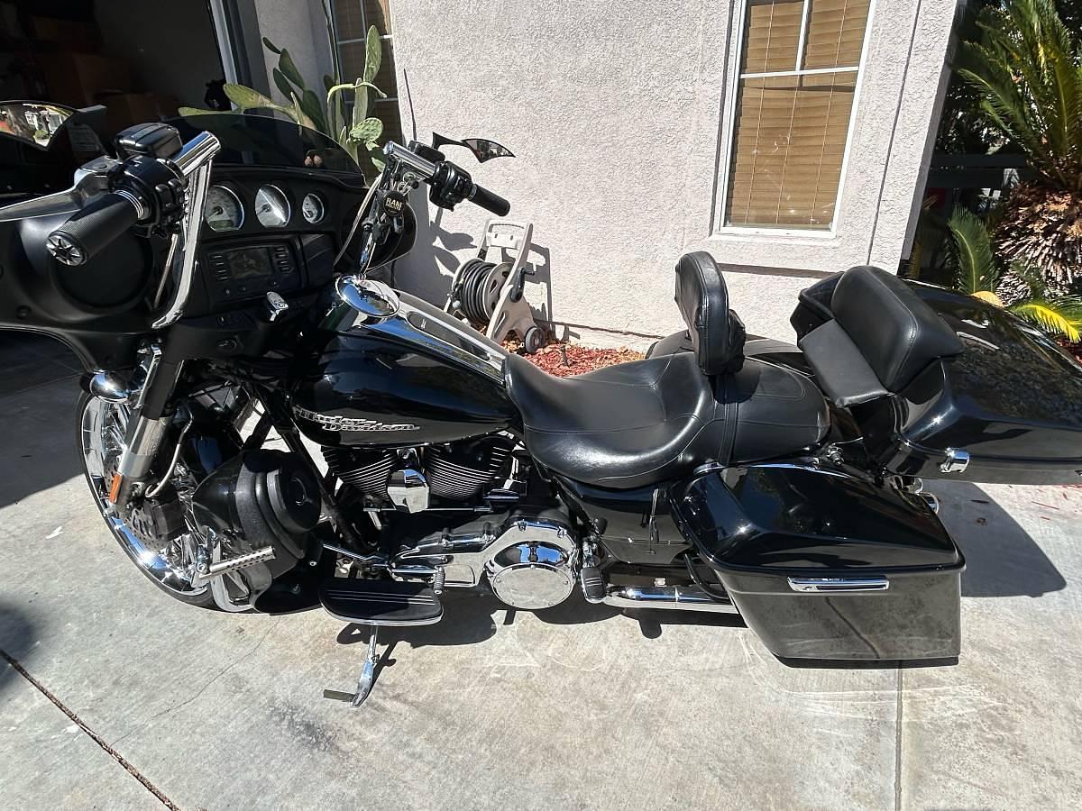 Used 2016 Harley-Davidson Street Glide FLHX