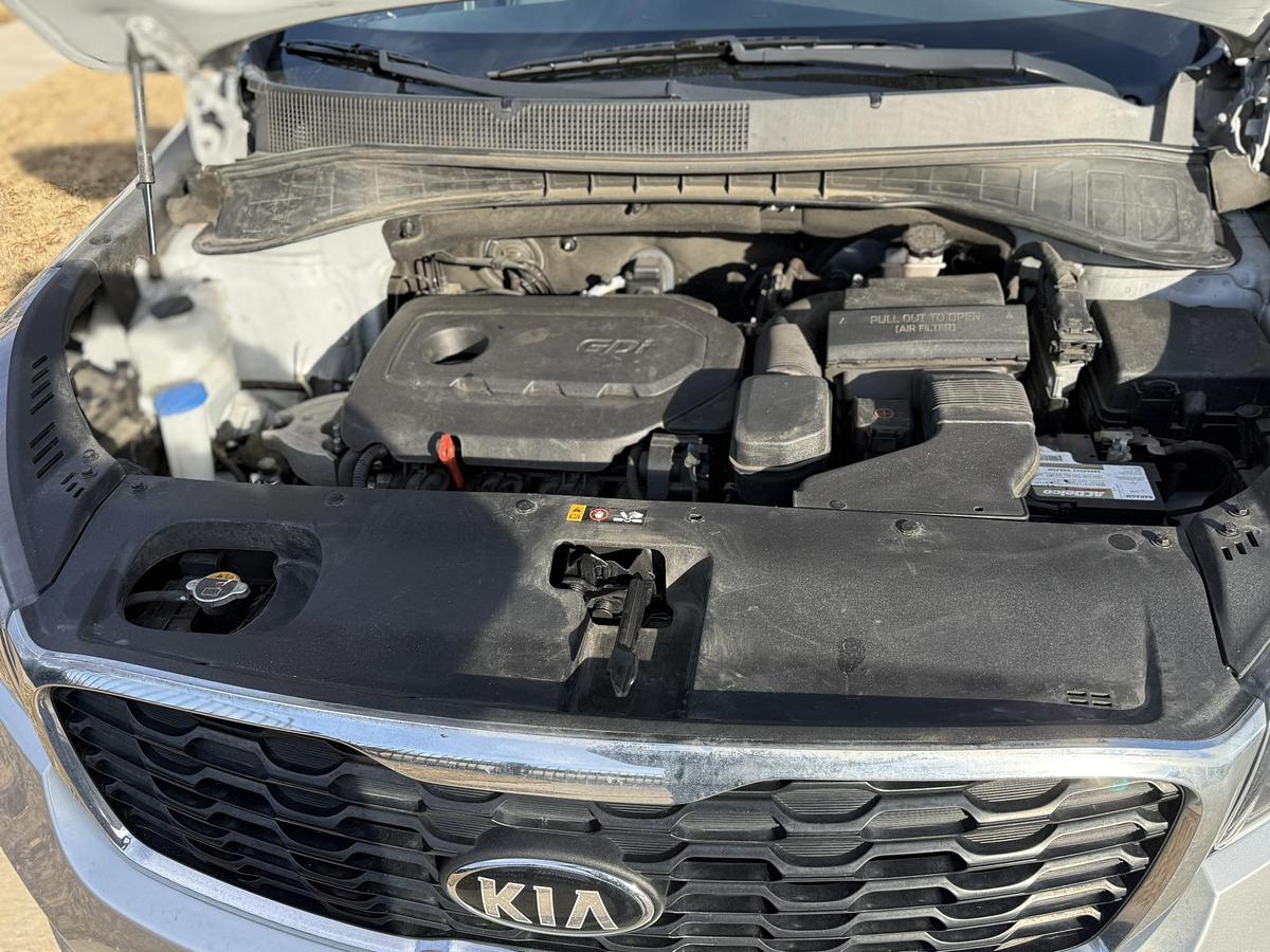 Used 2019 Kia Sorento LX 2WD