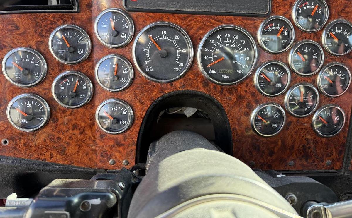 Used 2011 Western Star 4900 Day Cab