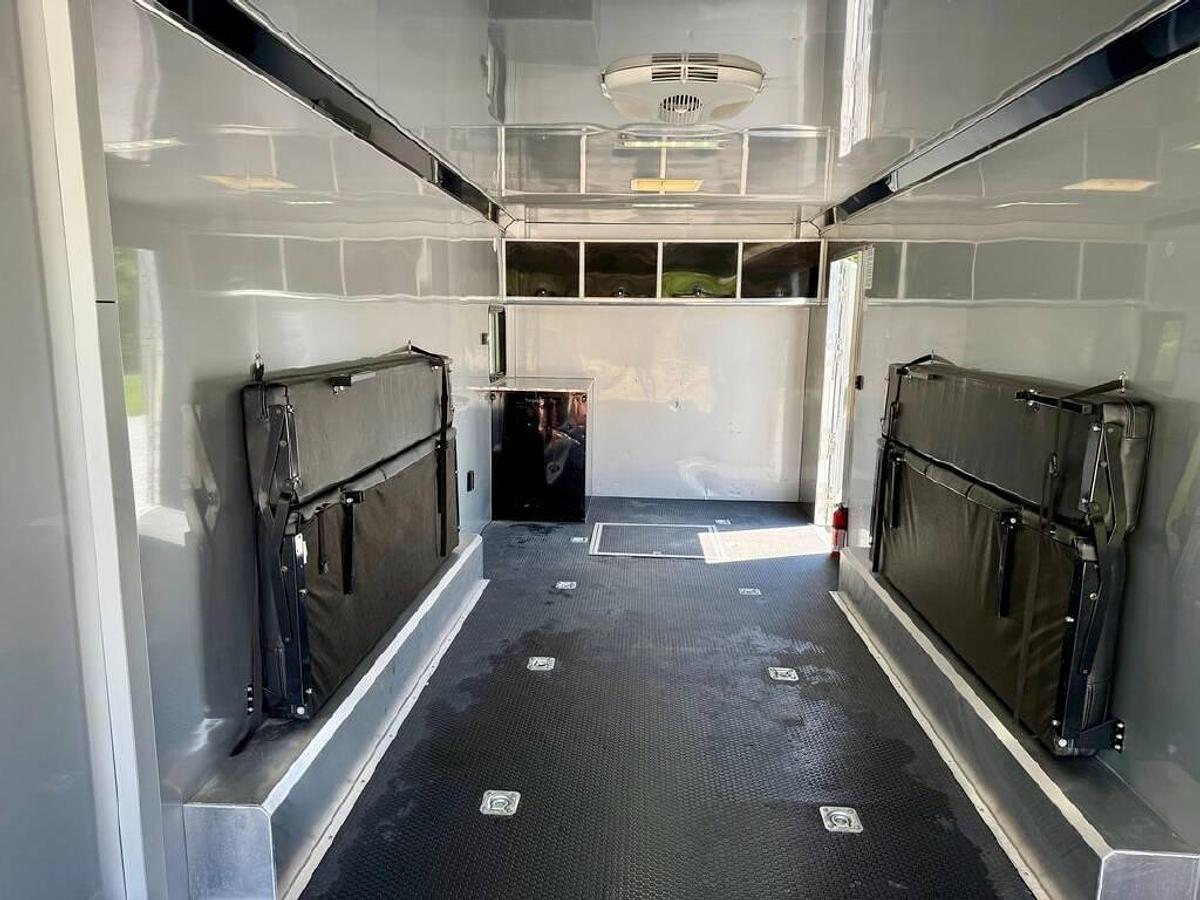Used 2016 Atc Quest X Living Quarters Trailer