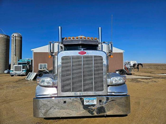 Used 2020 Peterbilt 389