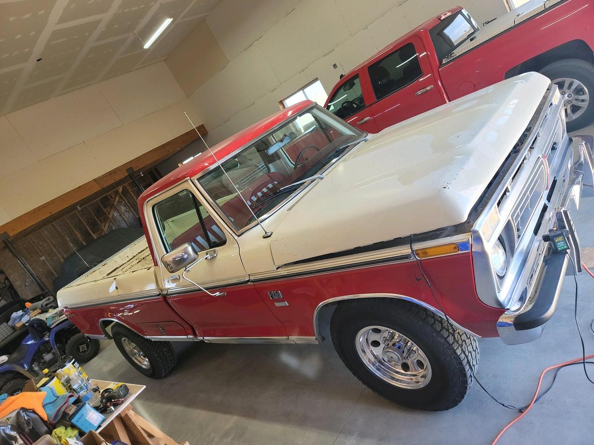 Used 1976 Ford F250 XLT Camper Special