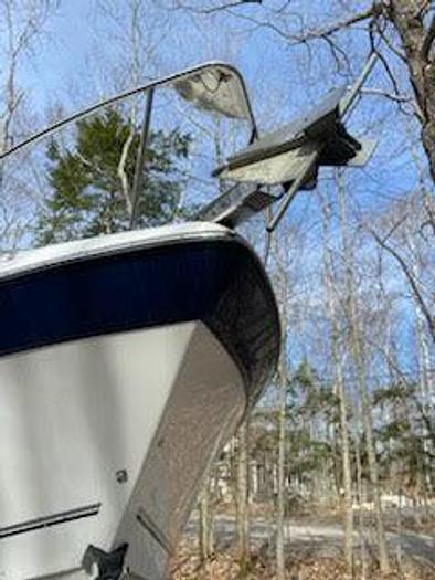 Used 2001 Four Winns 248 Cuddy