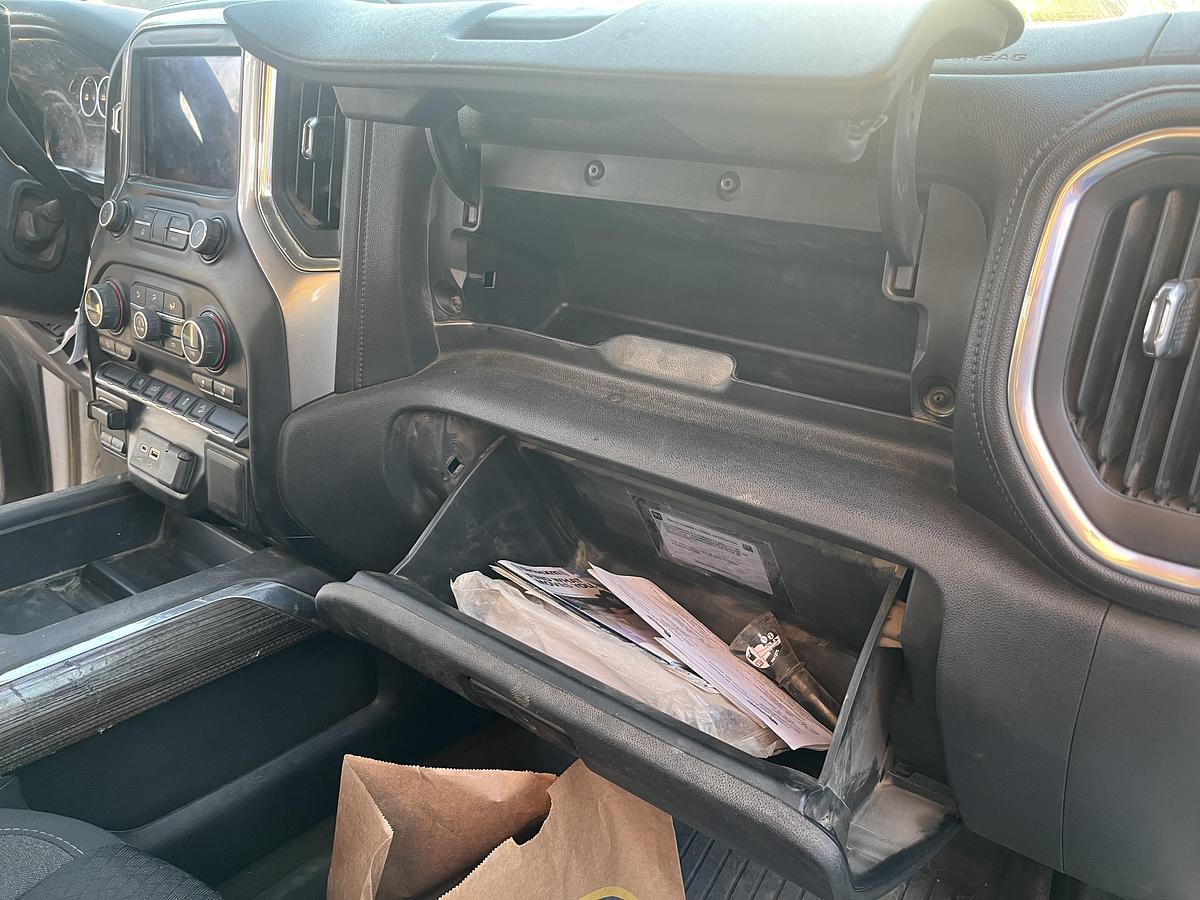 Used 2021 Chevrolet Silverado 1500 RST Crew Cab 4WD