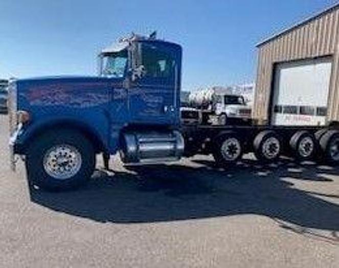 Used 2013 Peterbilt 367