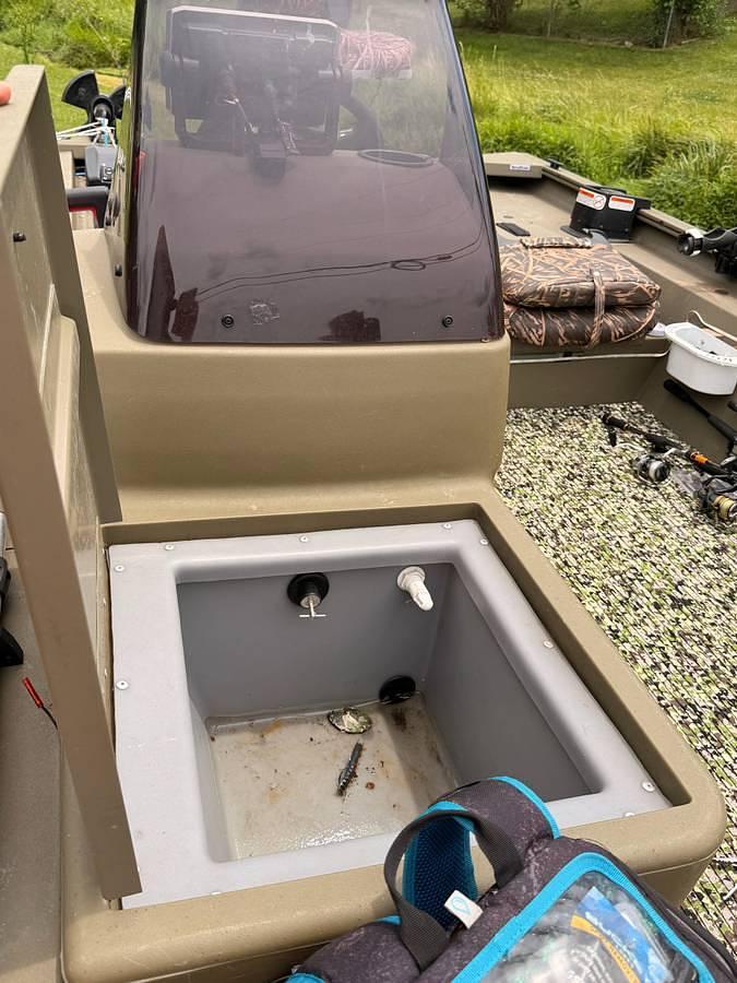 Used 2017 Tracker 1754 Mvx