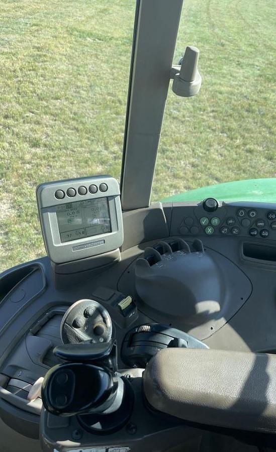 Used 2008 JOHN DEERE 7330 PREMIUM TRACTOR