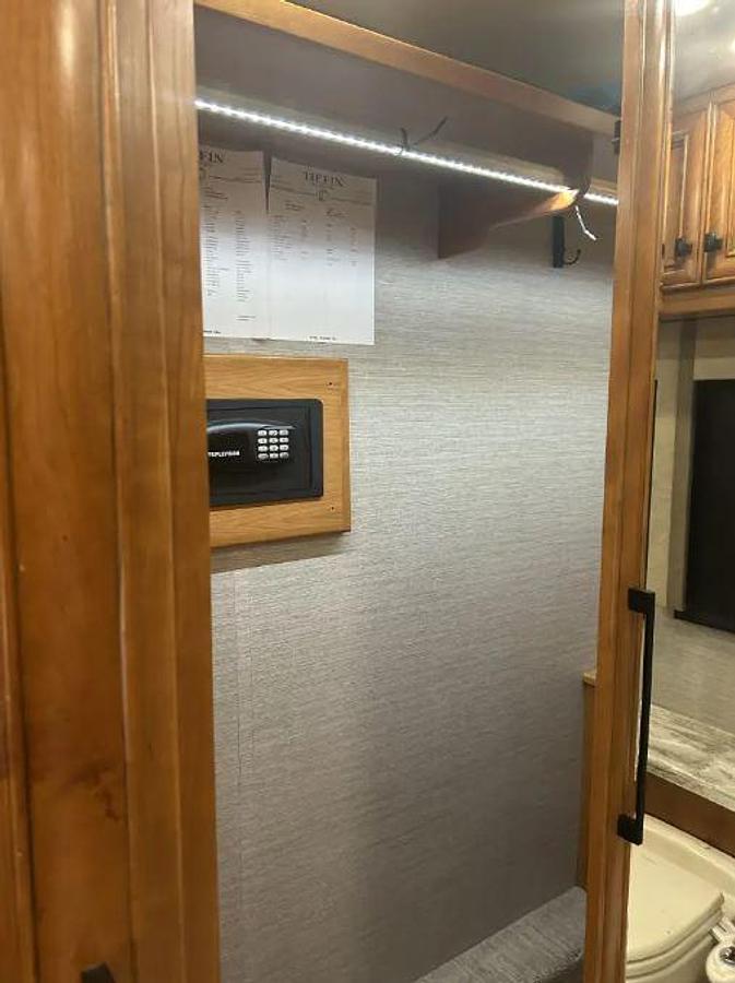 Used 2021 Tiffin Motorhomes ALLEGRO BUS 40 IP Class A Motorhome