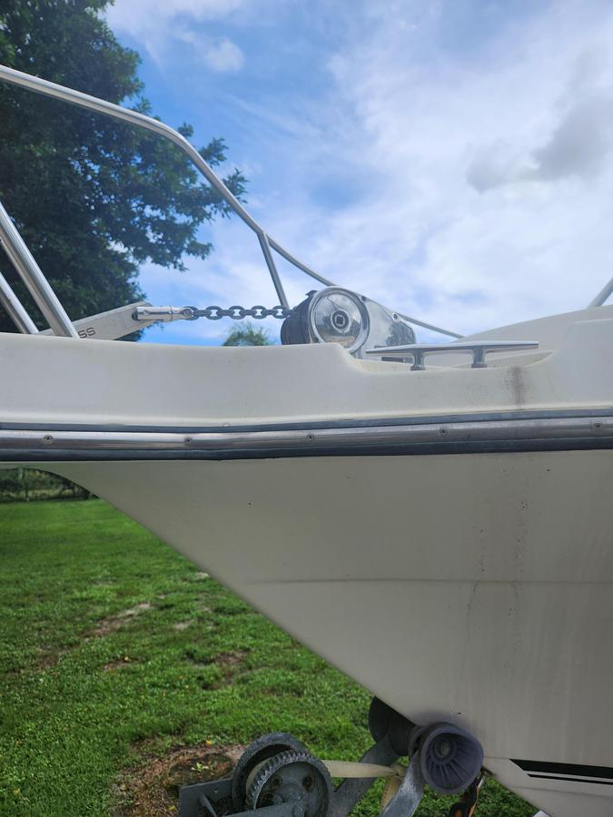 Used 1999 Robalo 2420