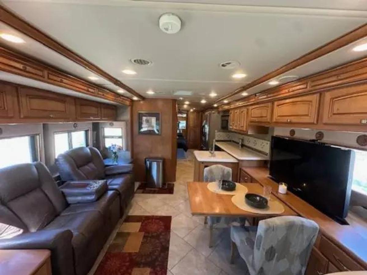 Used 2014 Winnebago Journey 34B Class A Motorhome