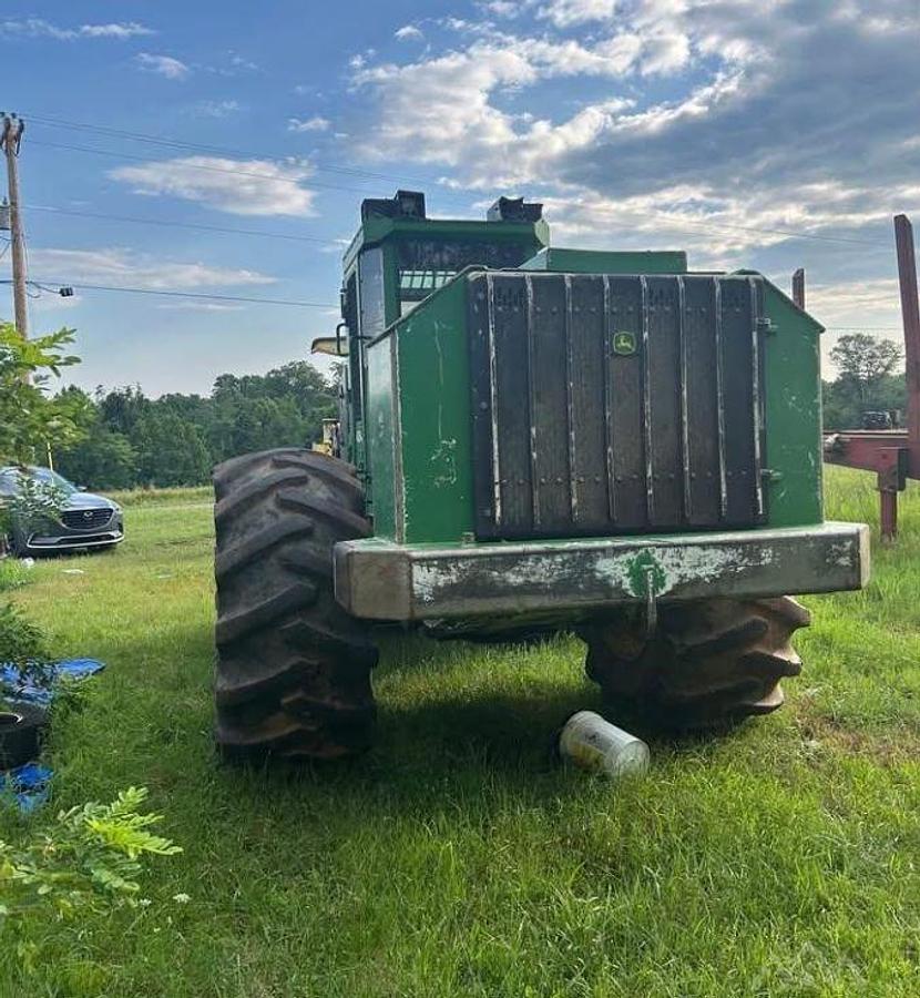 Used 2015 JOHN DEERE 843K Feller Buncher
