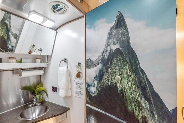 Used 2014 Airstream Flying Cloud 25FB