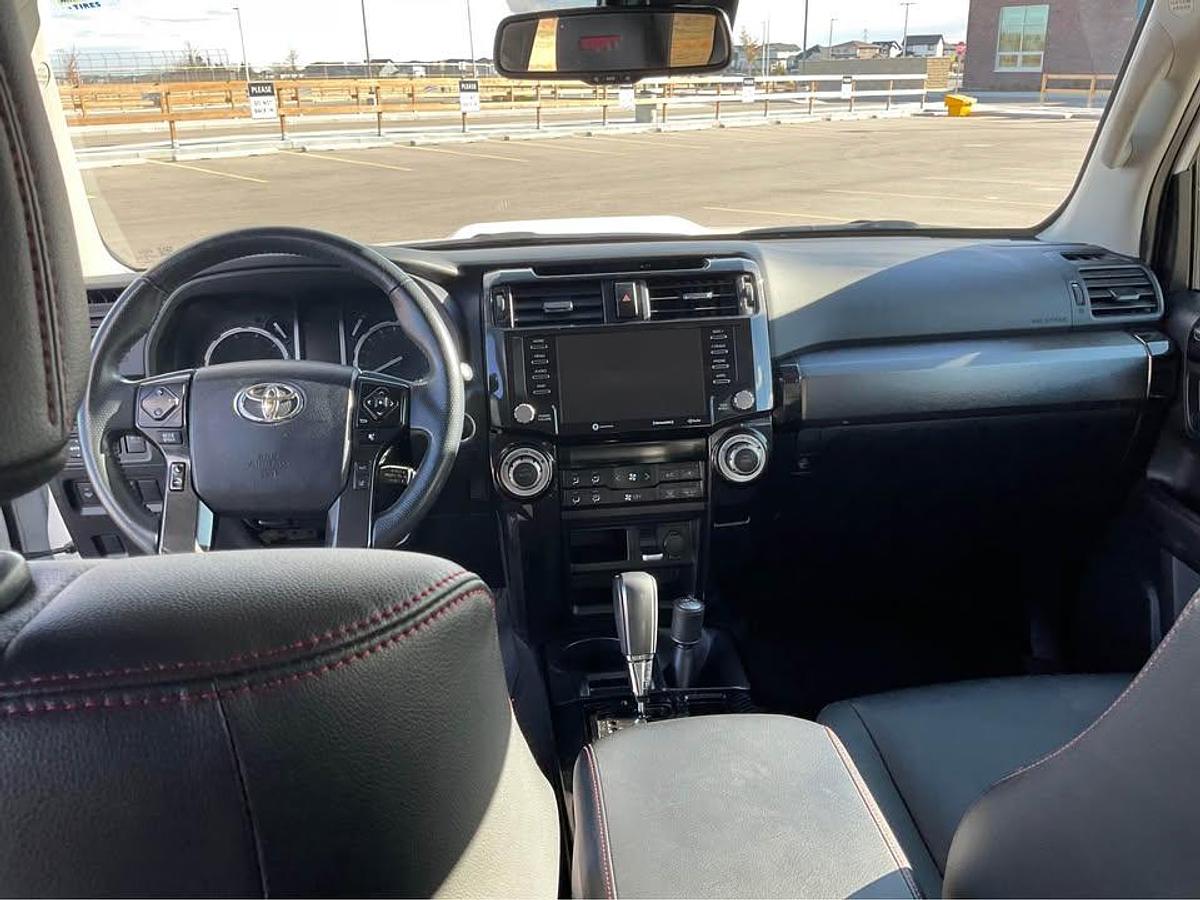Used 2020 4 RUNNER VENTURE SUV