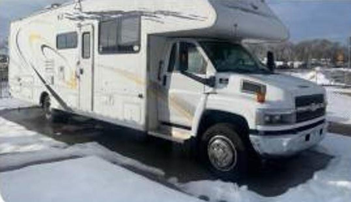 Used 2006 Gulf Stream Endura Class C Toy Hauler