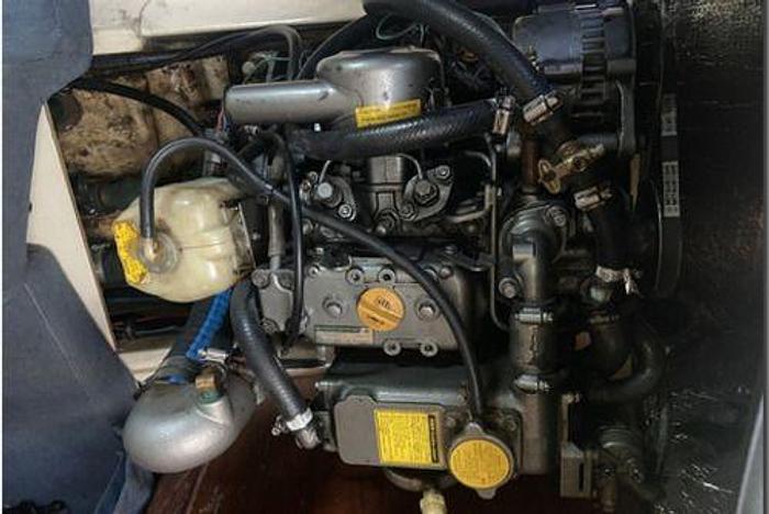 Used 1996 Hunter 29.5