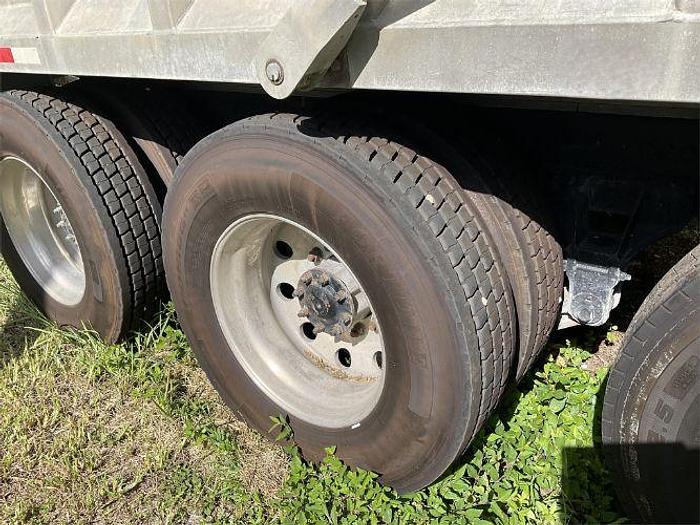 Used 2015 WESTERN STAR 4900 Dump Truck