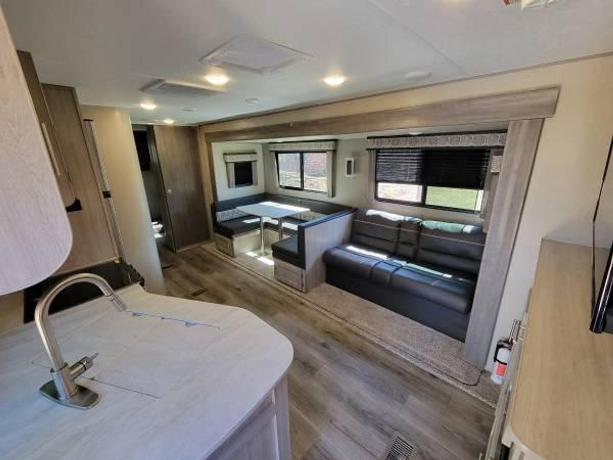 Used 2022 Coachmen Catalina