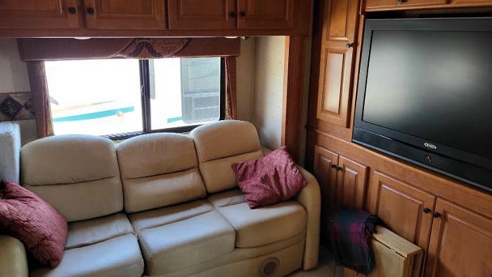 Used 2010 Damon Motor Coach Tuscany 4078