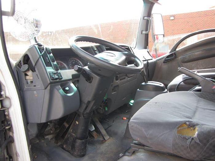 Used 2011 Isuzu DSL REG WHITE CAB IBT PWL