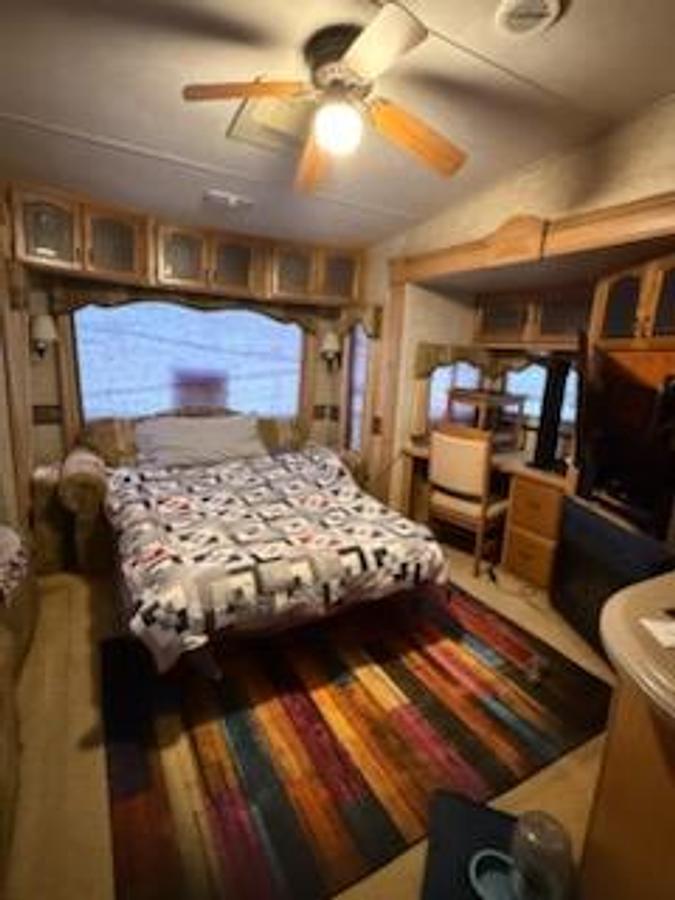 Used 2007 Keystone Montana 3400RL