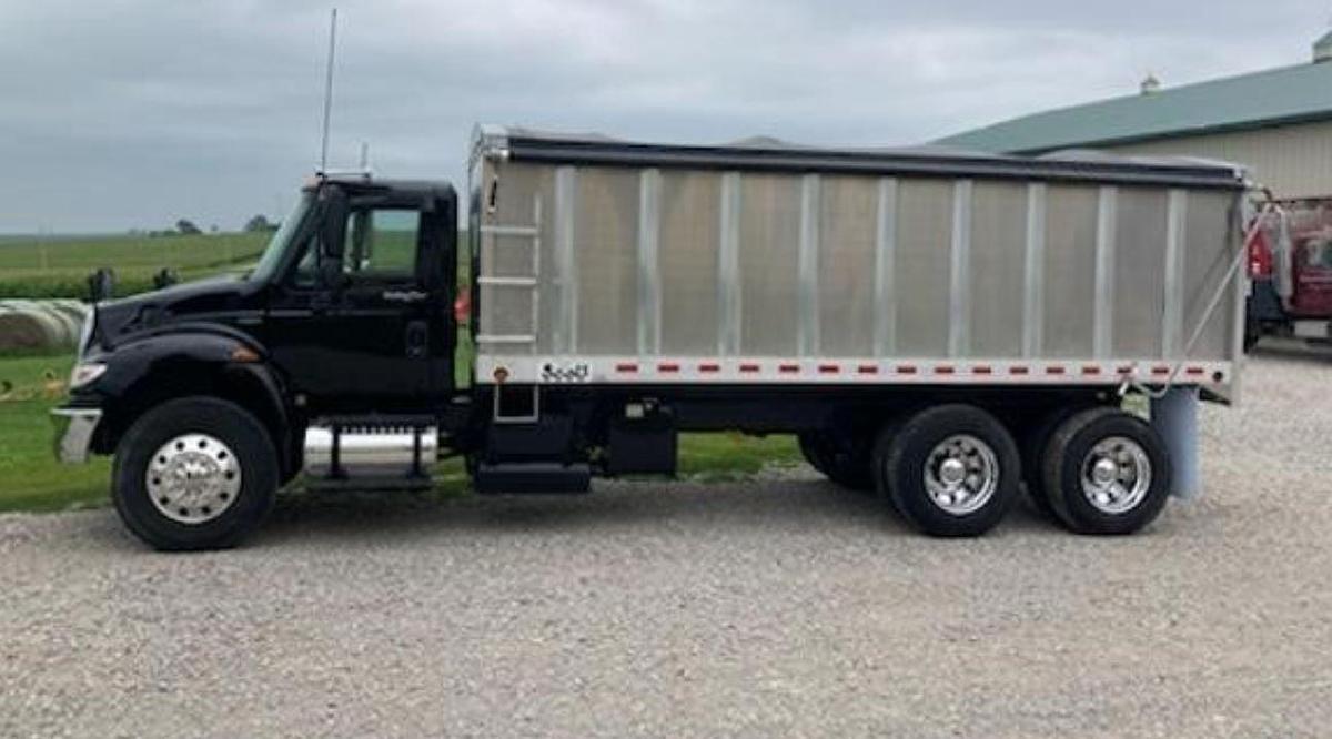 Used 2010 International Durastar 4400