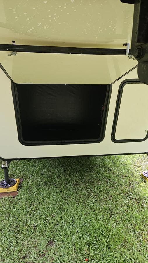 Used 2019 Keystone Montana 3121RL Fifth Wheel