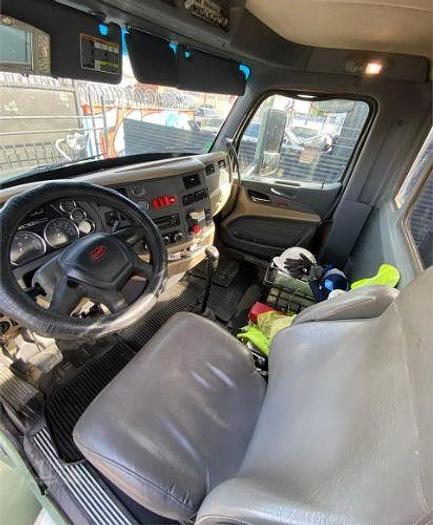 Used 2014 Peterbilt 579