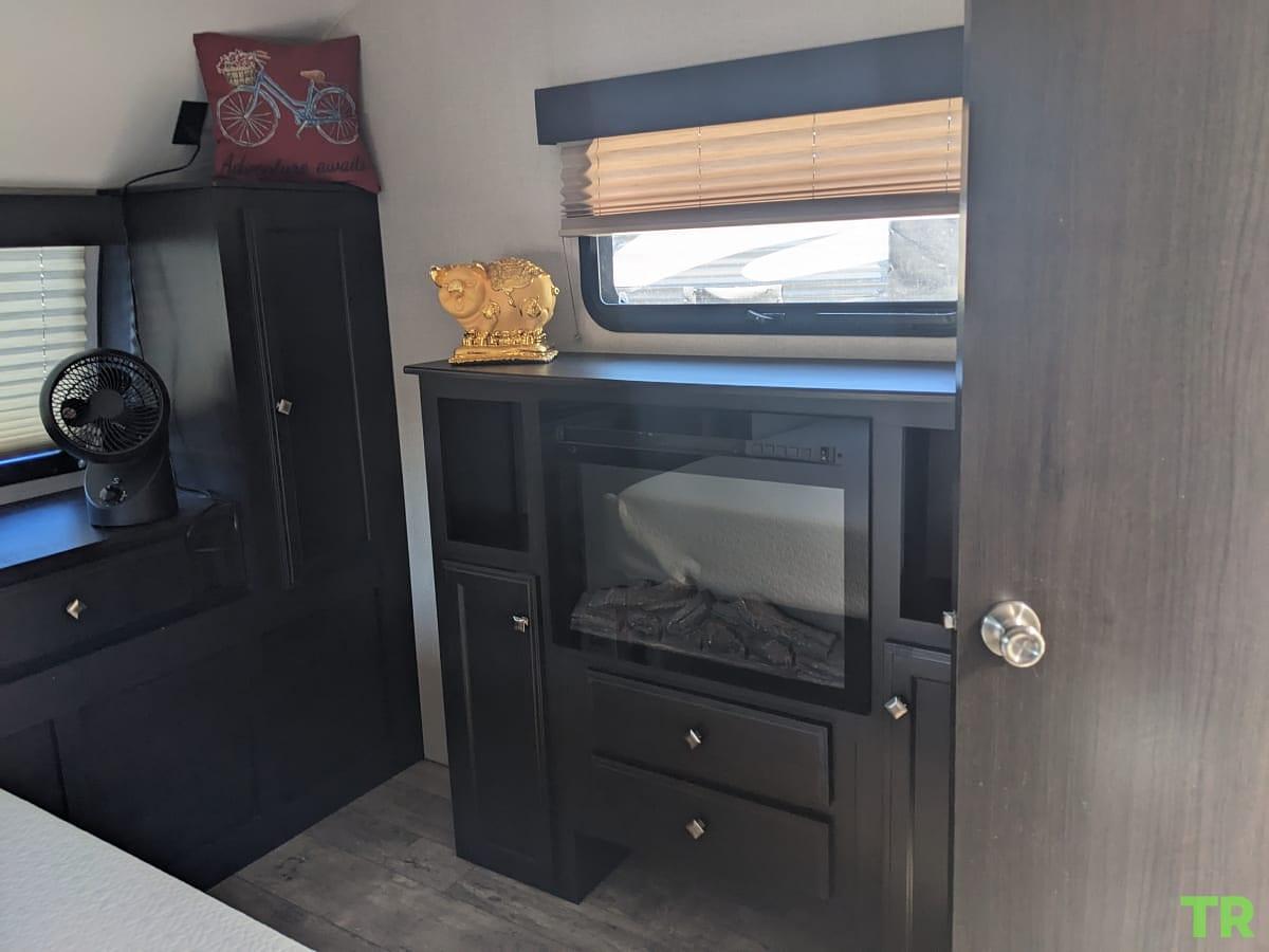 Used 2019 Venture SportTrek Touring Edition