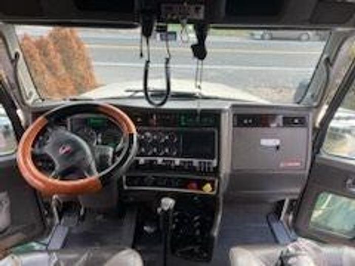Used 2016 KENWORTH T800