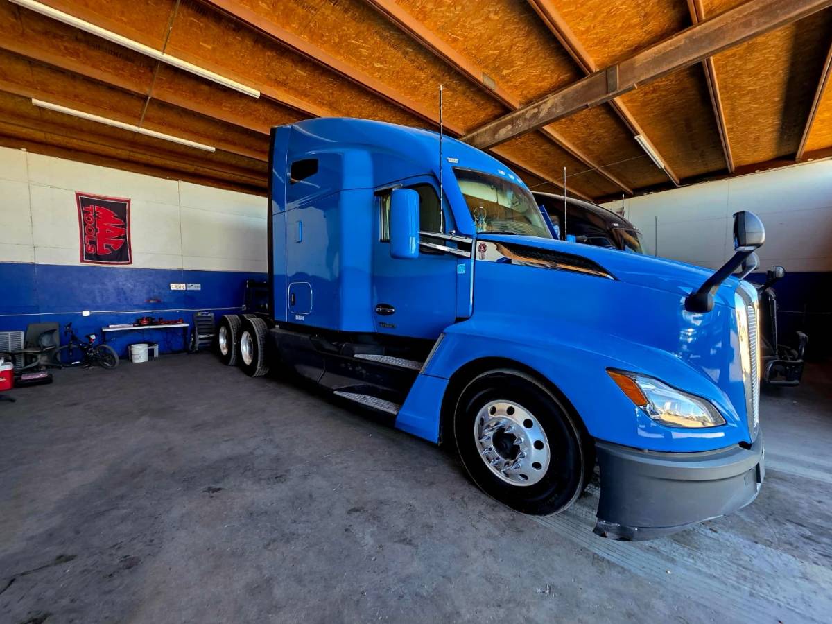 Used 2022 Kenworth NextGen T680