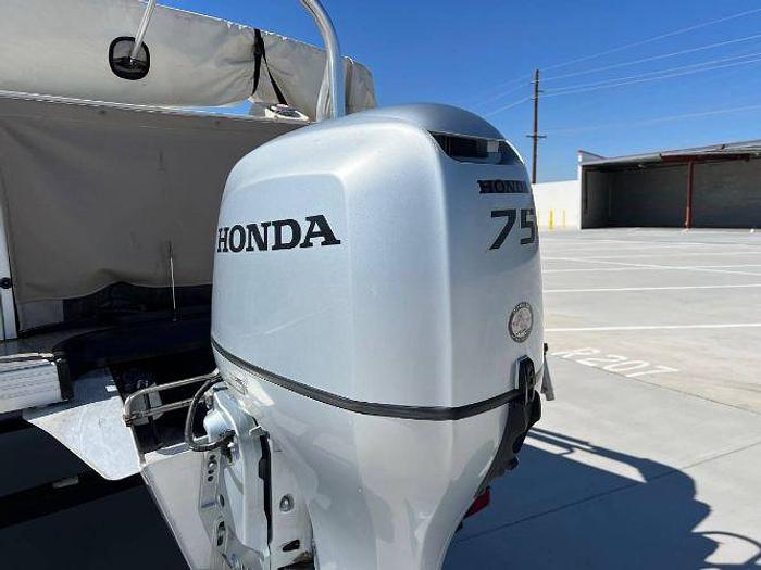 Used 2014 Premiere Leisure 200 Pontoon Boat